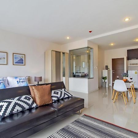 Chic Condo By Resava Karon Exterior foto