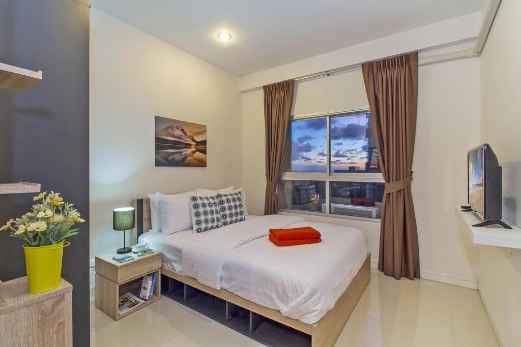 Chic Condo By Resava Karon Exterior foto
